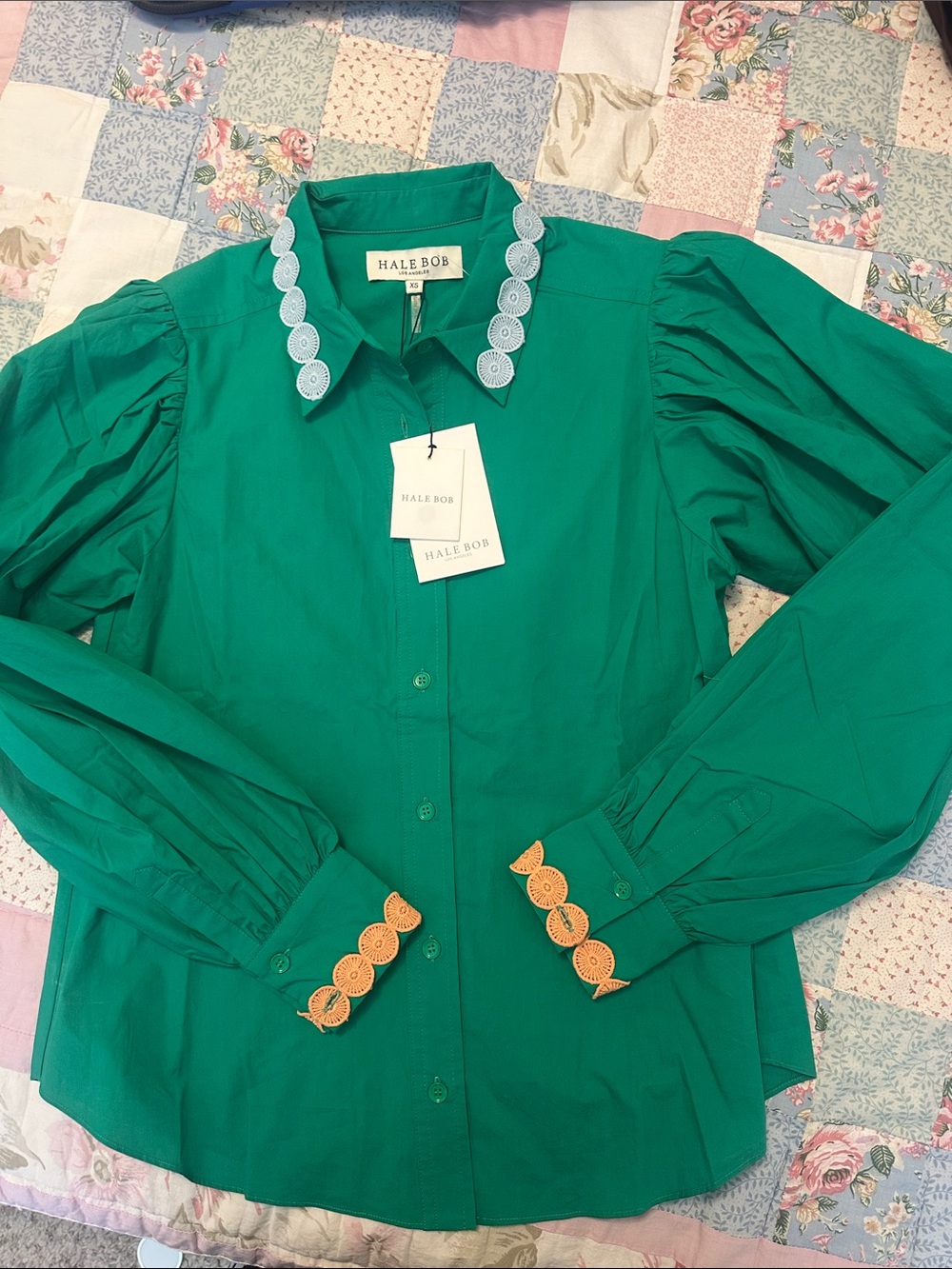 Hale Bob Emerald Green Button-Down Shirt with Contrasting Trim